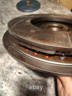 Ensemble d'embrayage de voiture ancienne Spicer Mfg. Corp. des années 1940. Dana lourd de première génération 100%